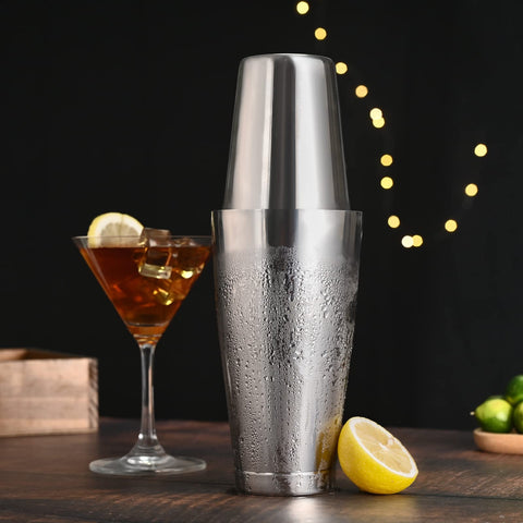 Plat Star dishwasher-safe shaker for effortless cleanup