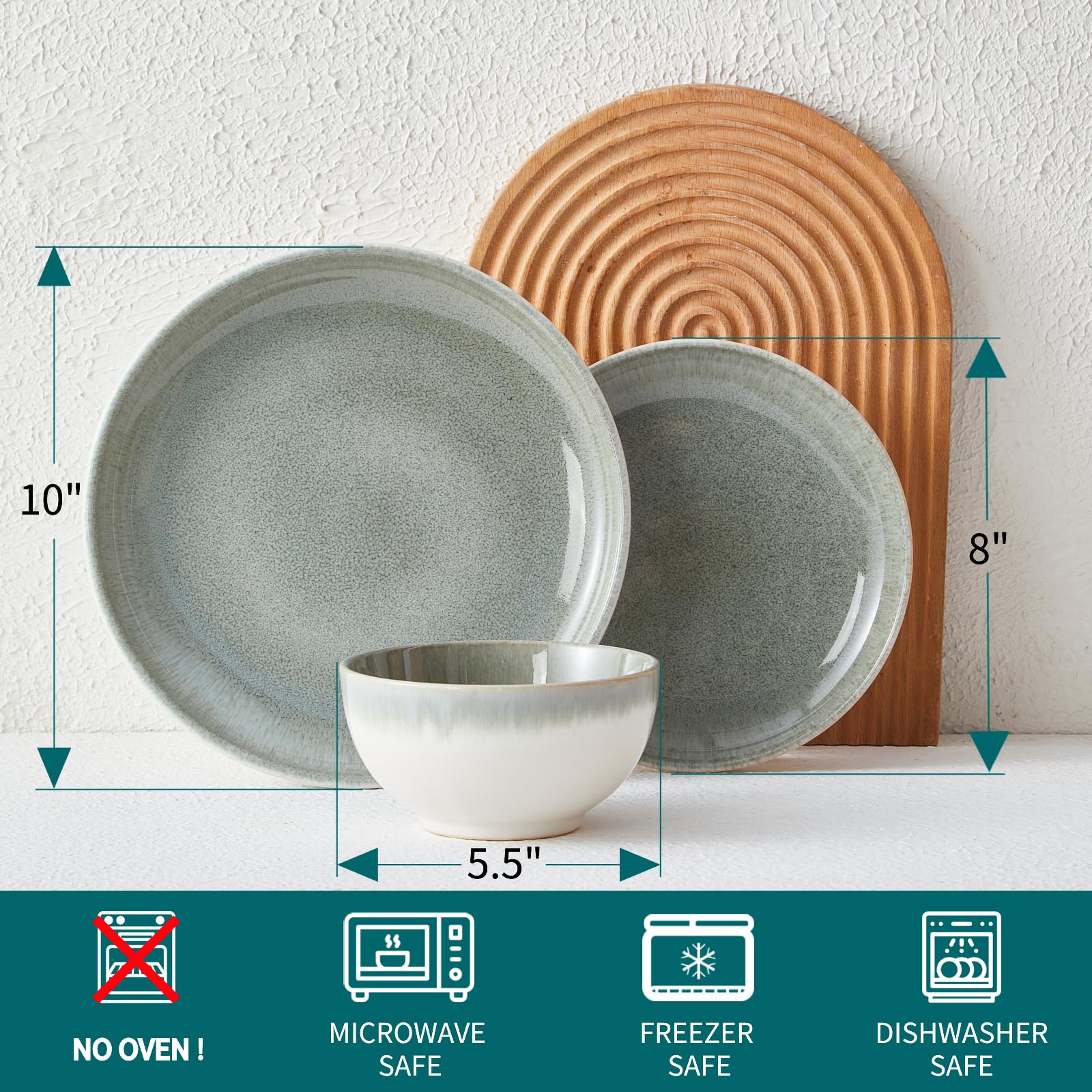 Pokini gradient green dessert plate featuring edge gradient for stylish desserts.
