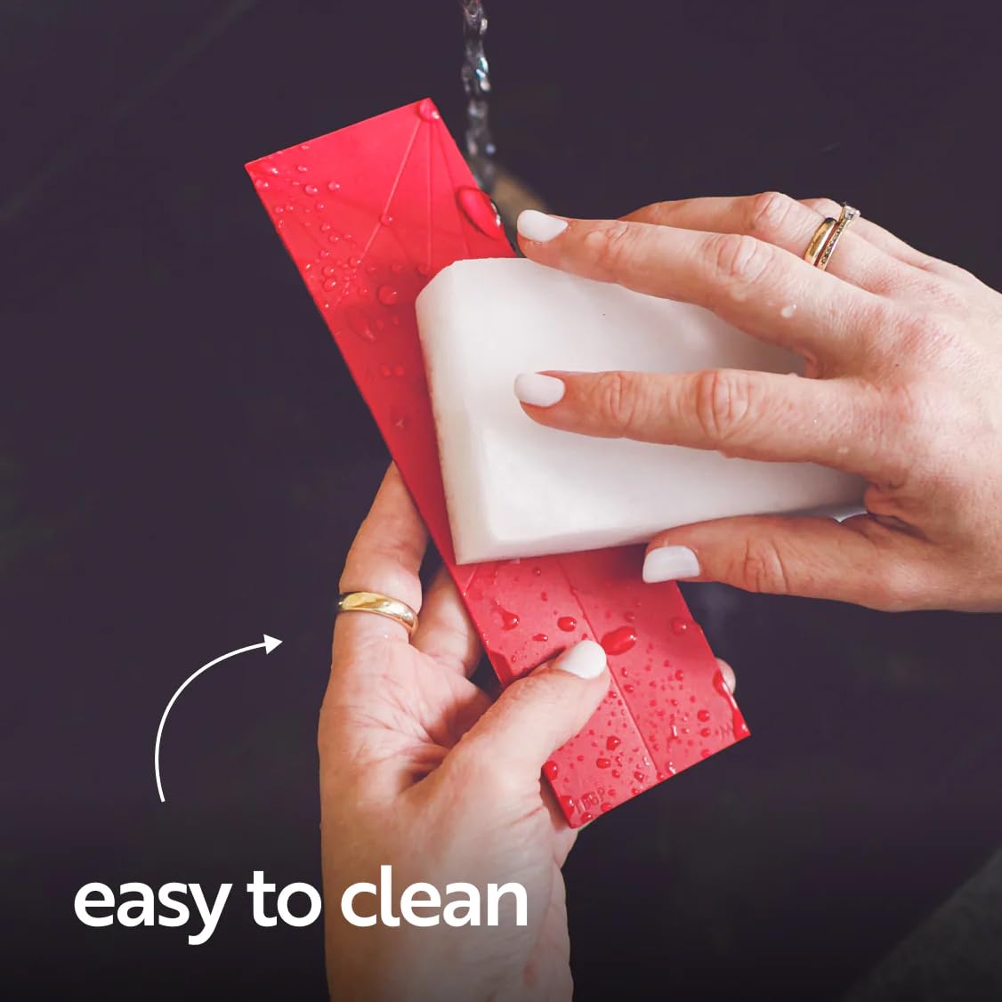 Polygons Original dishwasher-safe top-rack for quick cleanup.