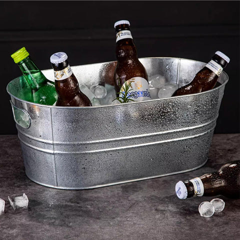 PORPOR BOOYA four-pack displayed with bottles and ice at a party