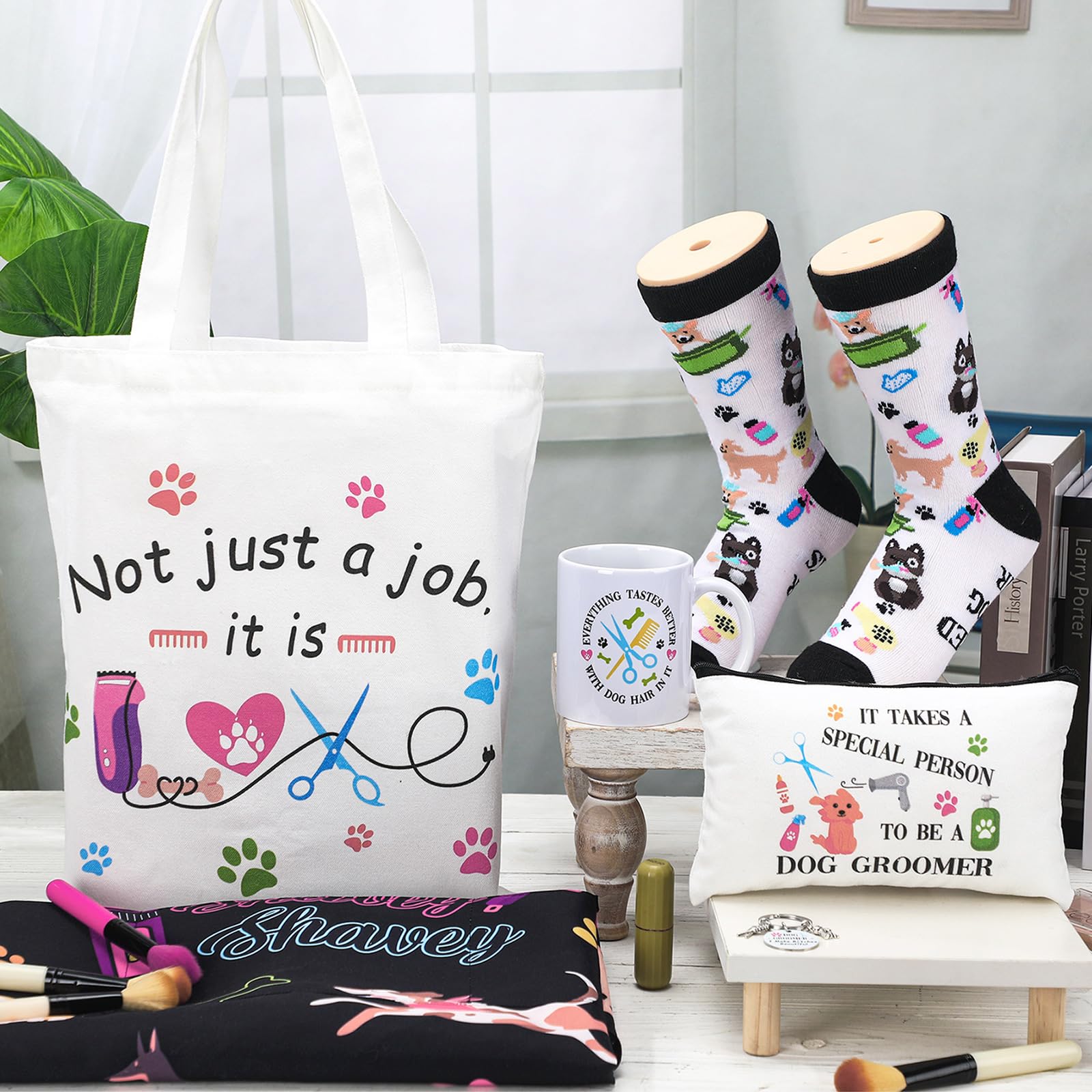 Potchen dog groomer gift set image, cohesive collection for professionals.