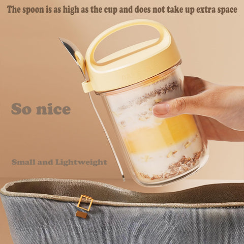 Povinmos reusable glass jar helps reduce disposable containers.
