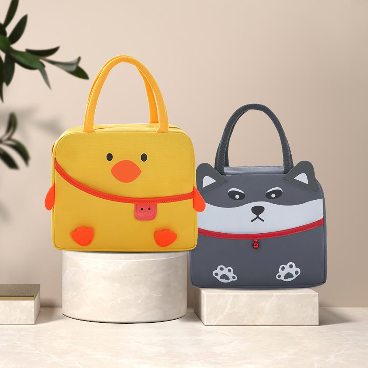 POYIPI duck-pattern lunch bag ready for picnics and outings