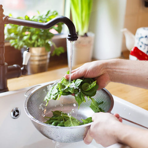 P&P CHEF colander set doubles as a fruit bowl and salad mixer