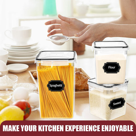 PRAKI easy-to-clean containers ideal for daily use.