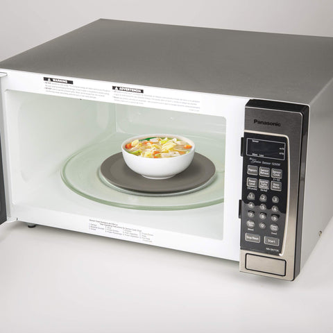 PrepSolutions mat serving as splatter guard during reheats and venting