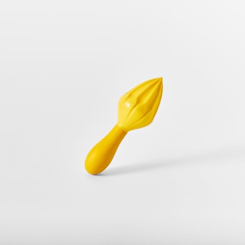 Prepara Juicy Reamer tip design for better citrus access.