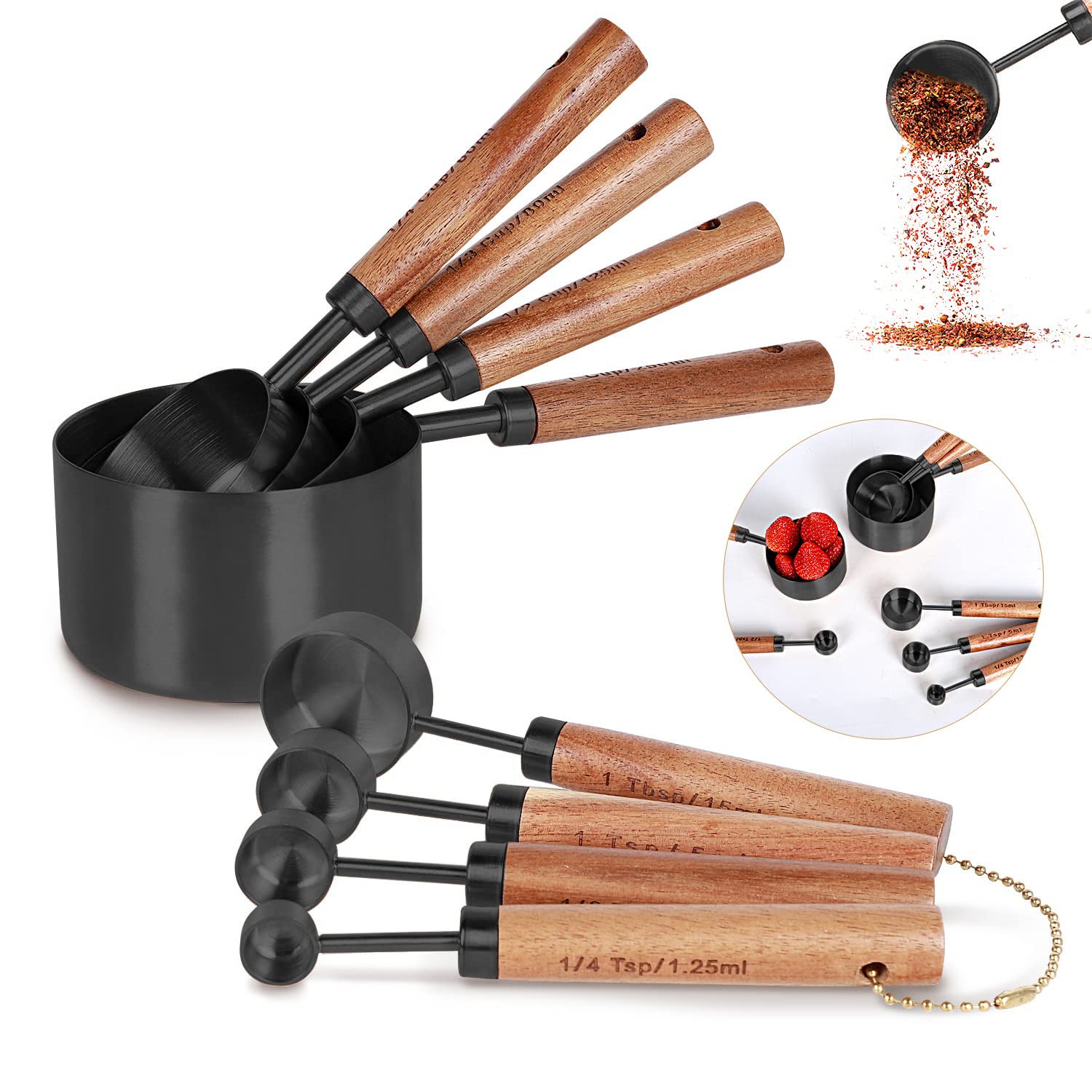 PRETTYFINE Collection eight-piece black measuring cups and spoons for precise cooking and baking.