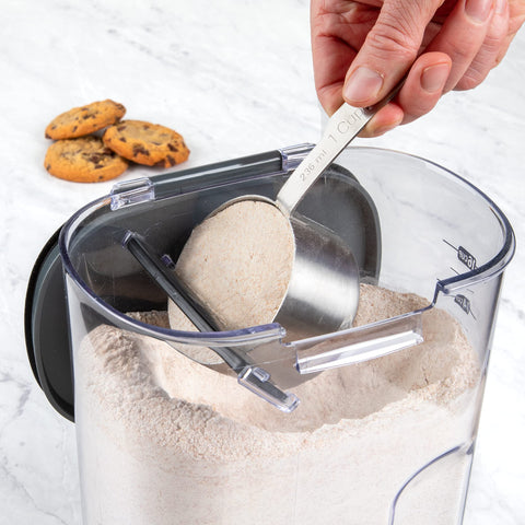 Progressive ProKeeper+ flour container airtight seal preserves freshness and blocks moisture.