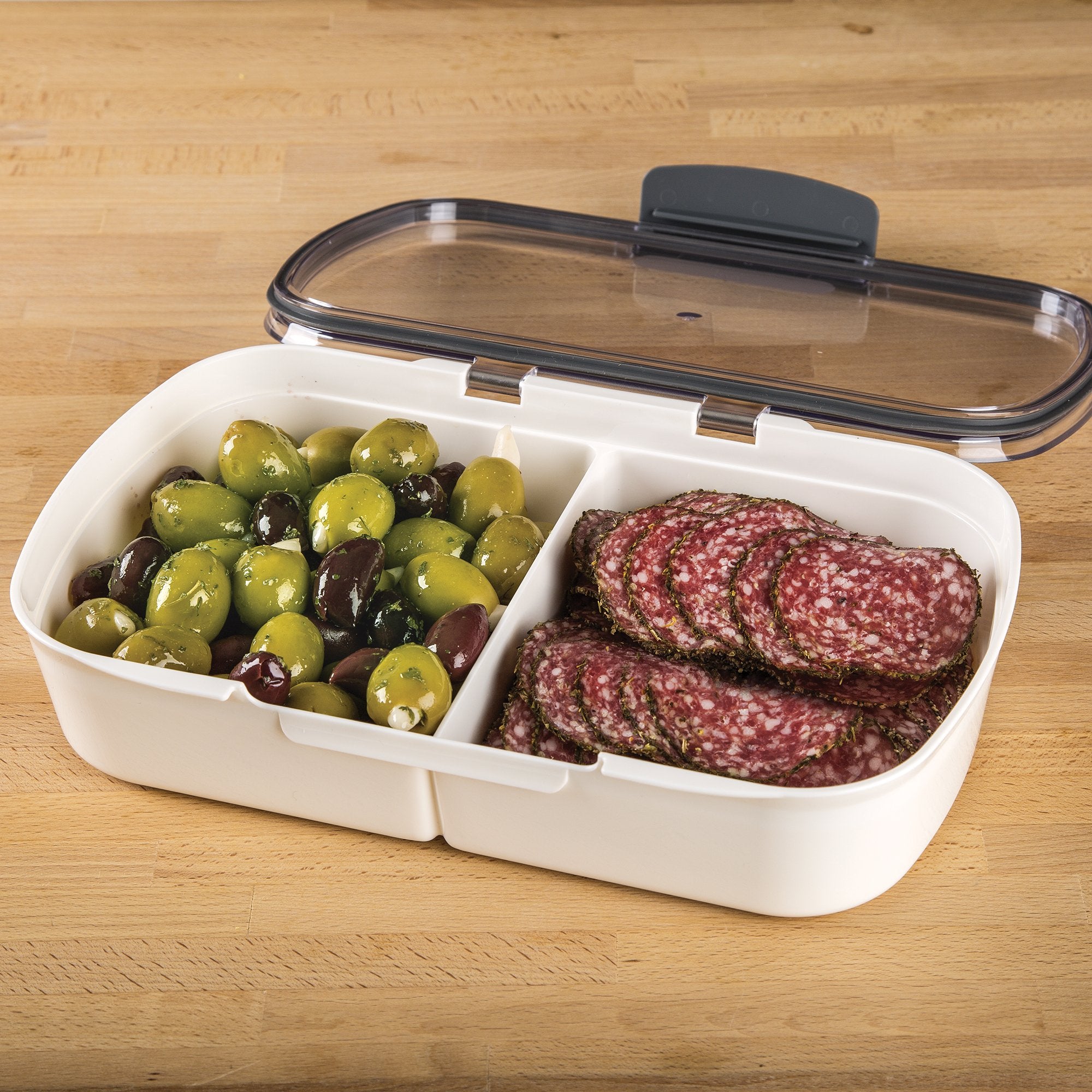 ProKeeper dishwasher-safe design makes cleanup hassle-free after meals.
