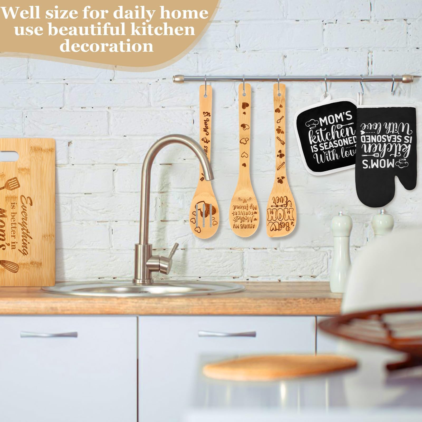 ProSuites oven mitts—heat protection during baking and roasting.
