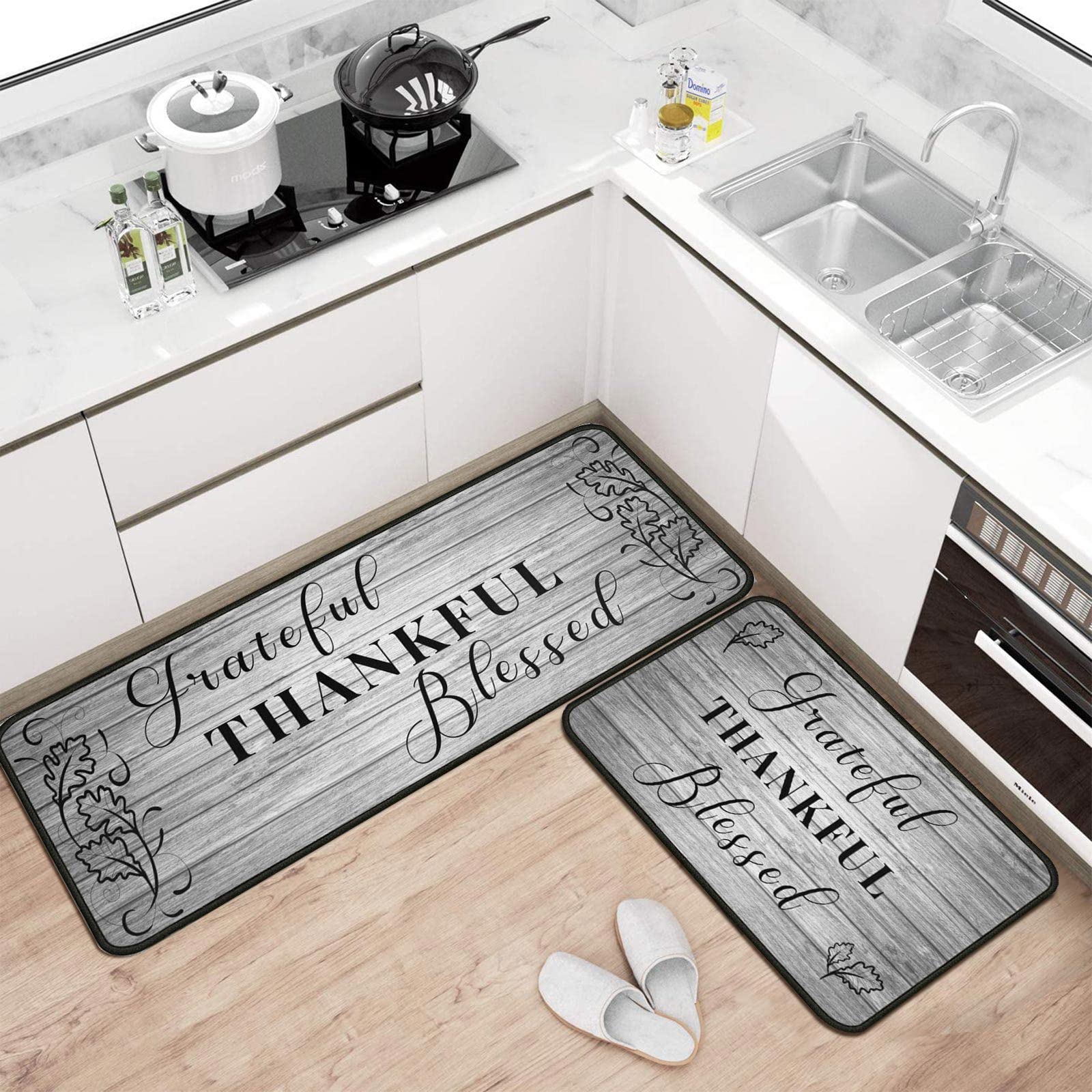 Protikol Grateful kitchen rug 17x47 close-up highlights cushioned comfort and durable construction.