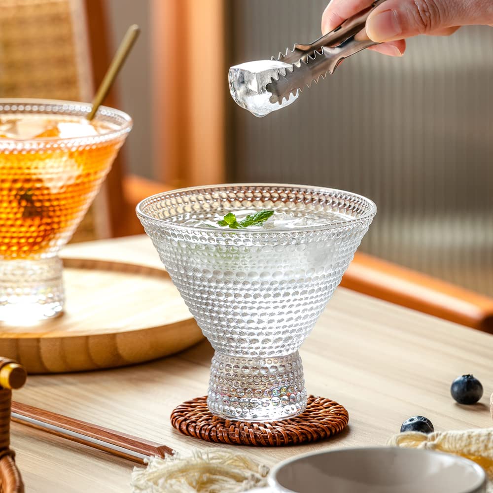 PTSTING lead-free glass ensures a safer, purer pour.