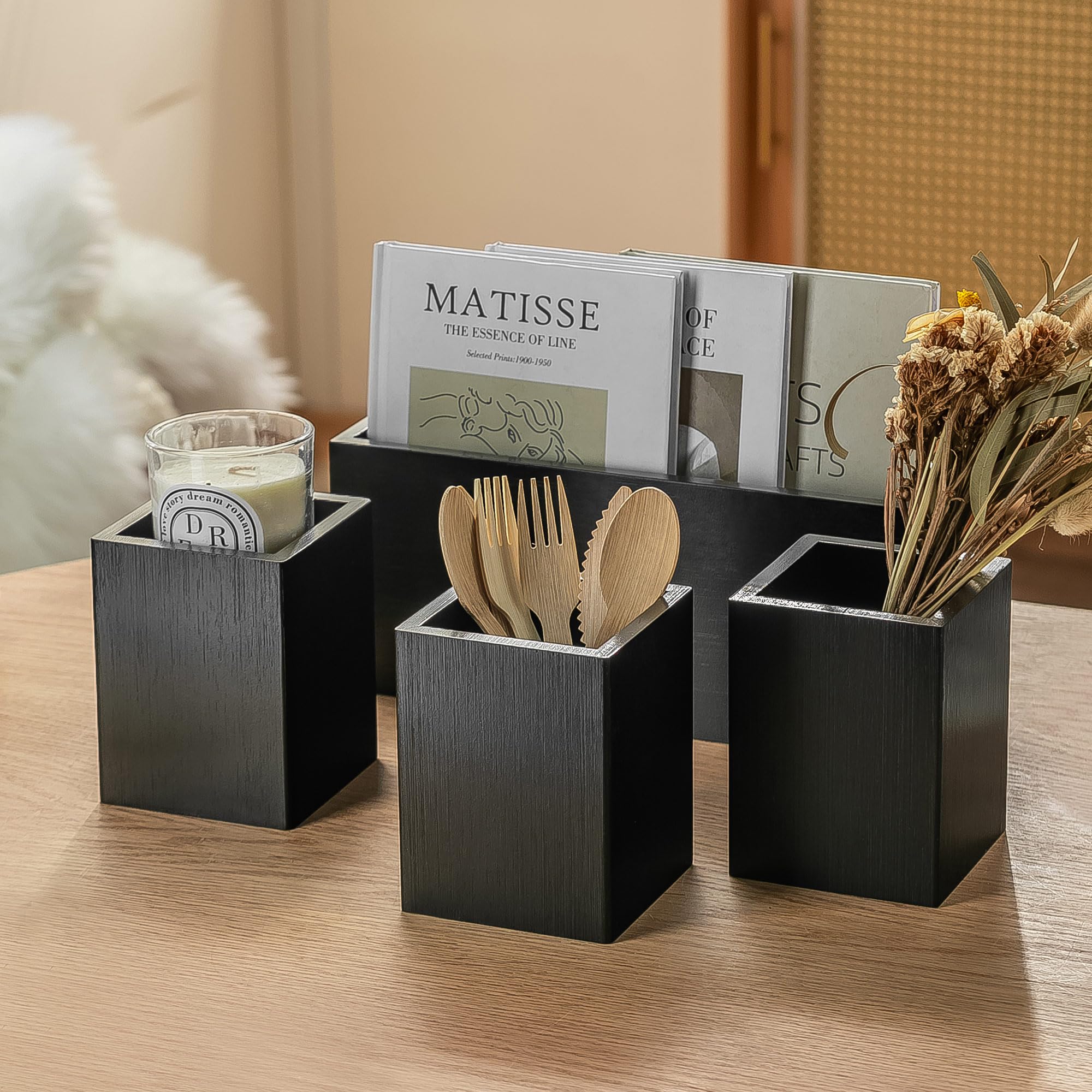 PTSTING counter storage keeps cutlery, napkins, and plates organized at home.