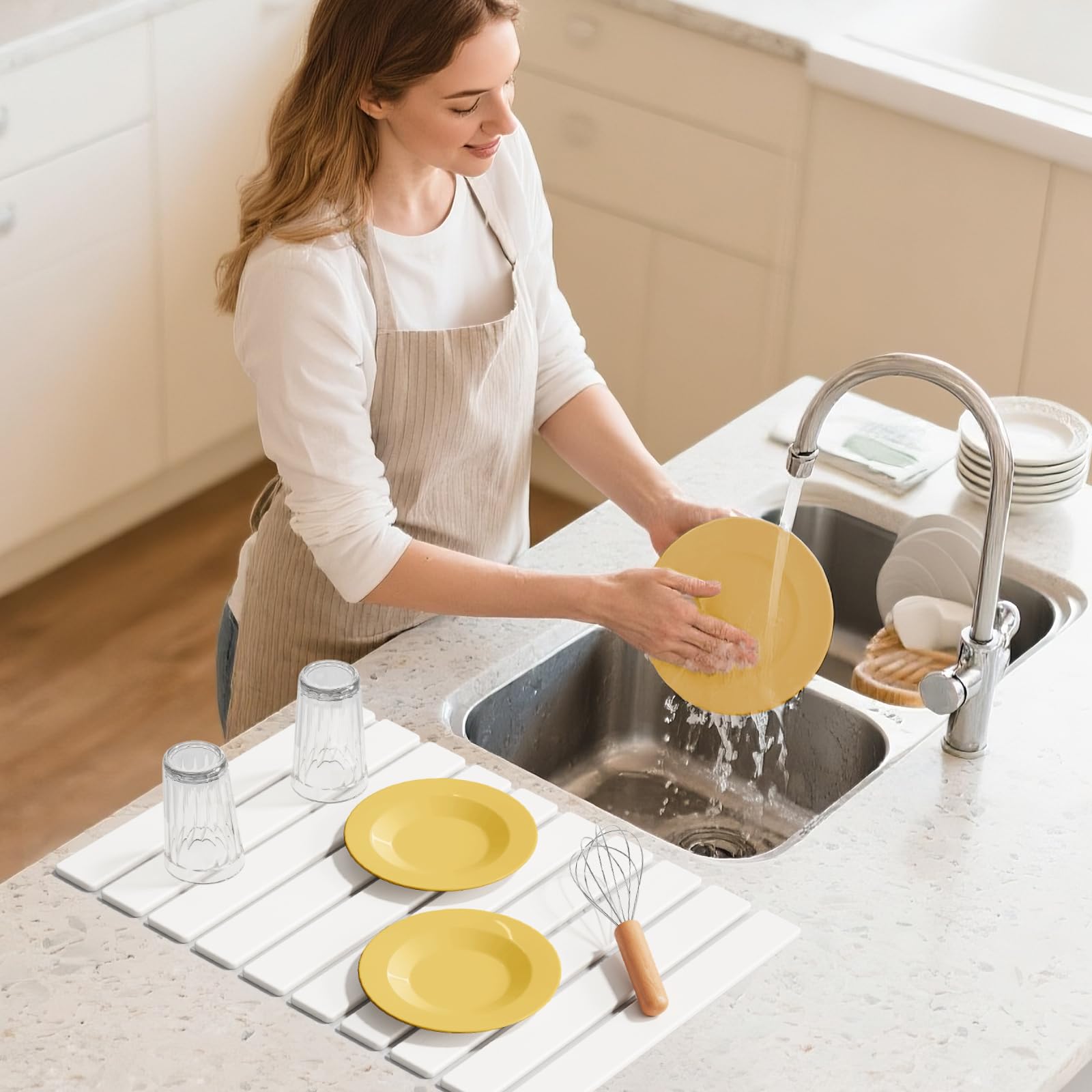 Pukaock natural mineral material dries dishes evenly without odors.