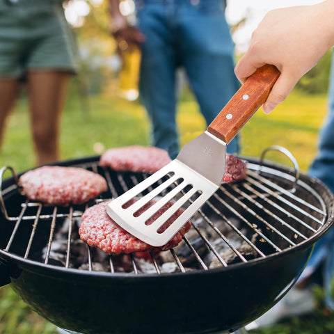 Pumtus egg-pancake spatula ideal for flat-top cooking