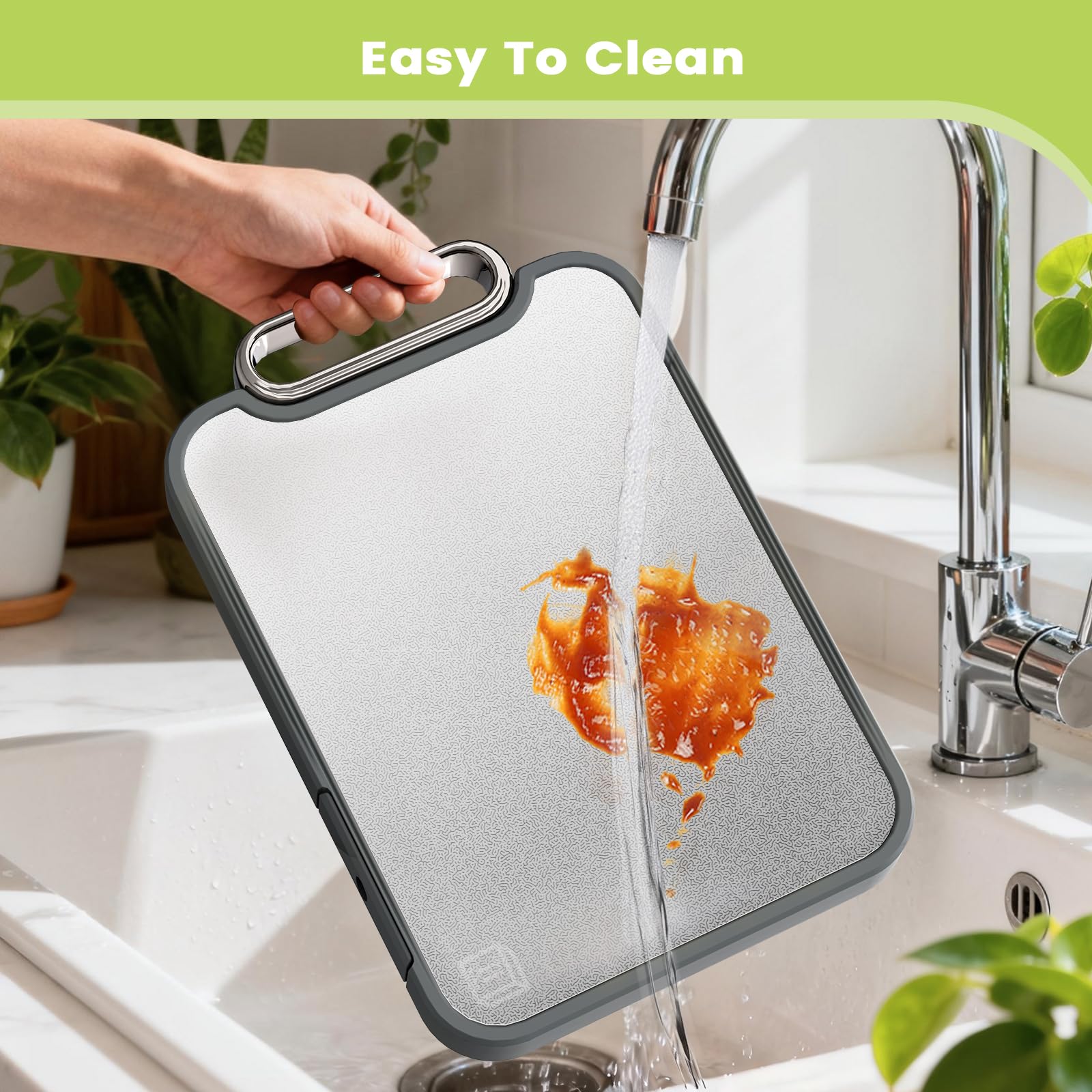 Puppiluv built-in round handle for easy carrying and drying