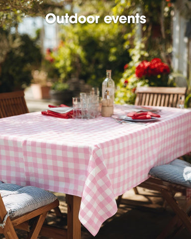 Pureegg easy-cleanup tablecloth simplifies post-event tidying.
