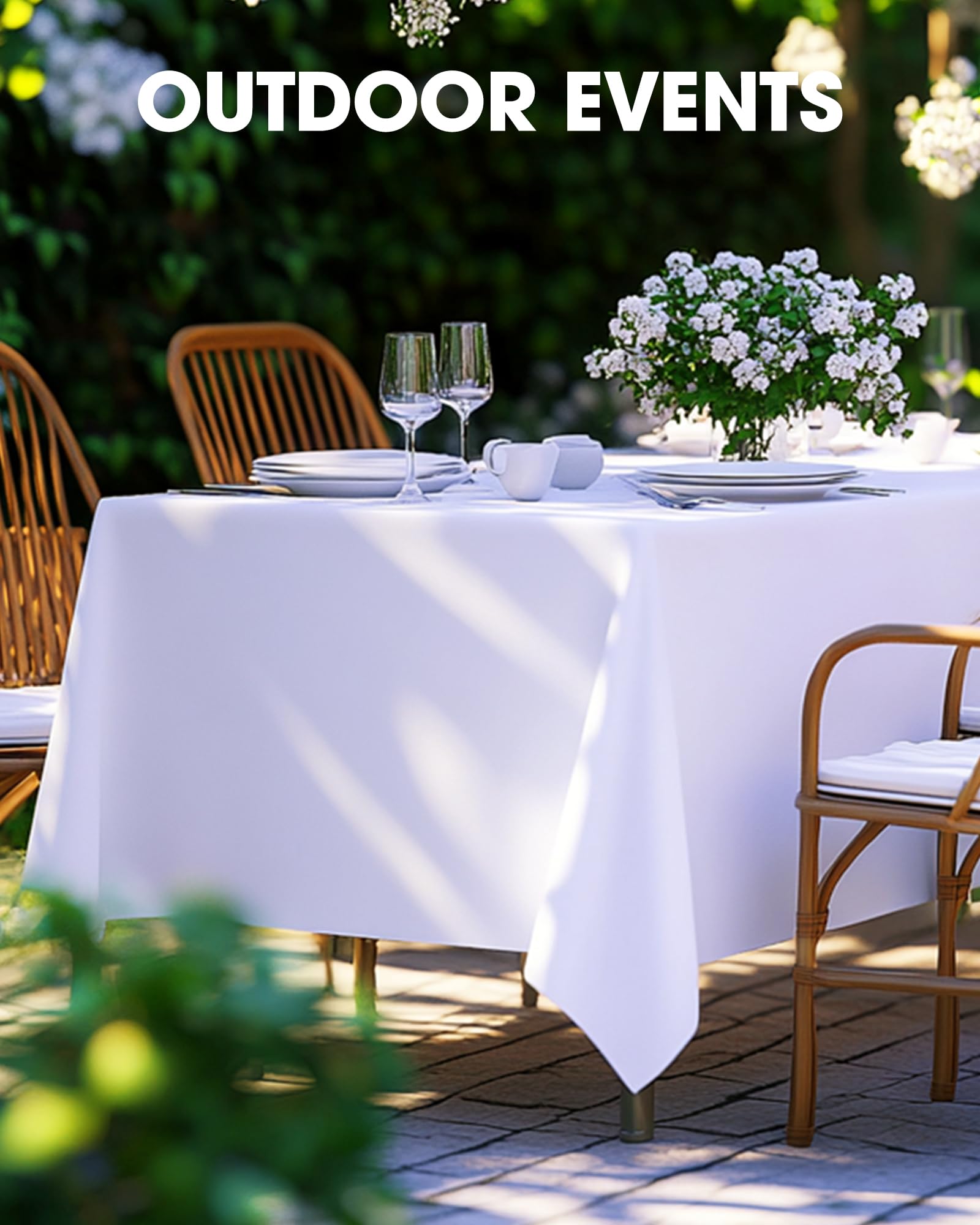 Pureegg rectangle table cloth made of thick polyester for lasting durability.