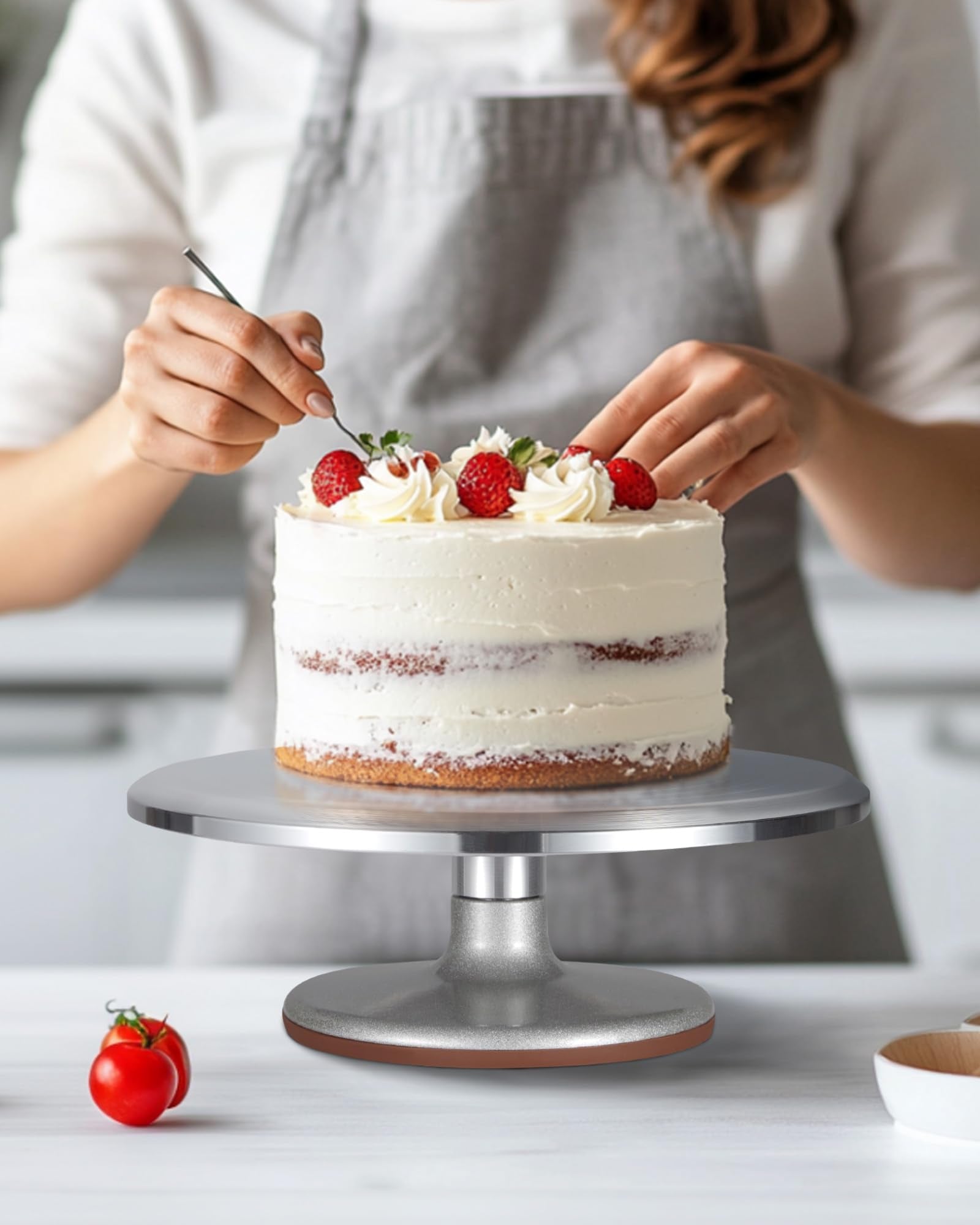Puroma aluminum stand emphasizes durability and wobble-free performance.