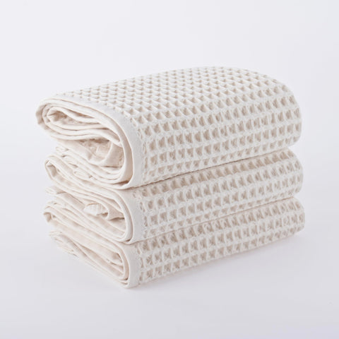 PÜSKÜL soft organic towel gentle on skin during use
