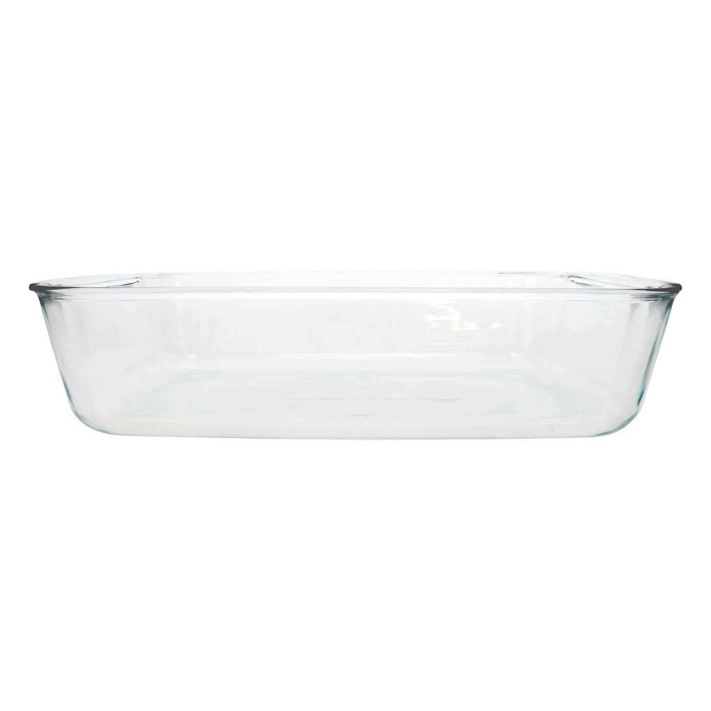 Pyrex 233-D casserole dish emphasizes deep capacity for lasagna.