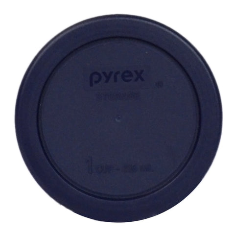 Pyrex 7202-PC BPA-free plastic lid close-up, ideal for fridge leftovers