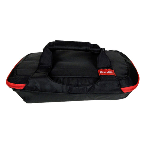 Pyrex Portables insulated interior keeps dishes at temperature during travel.