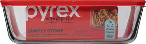 Pyrex Simply Store 11-Cup rectangular dish, side view, sturdy glass footprint for everyday use.