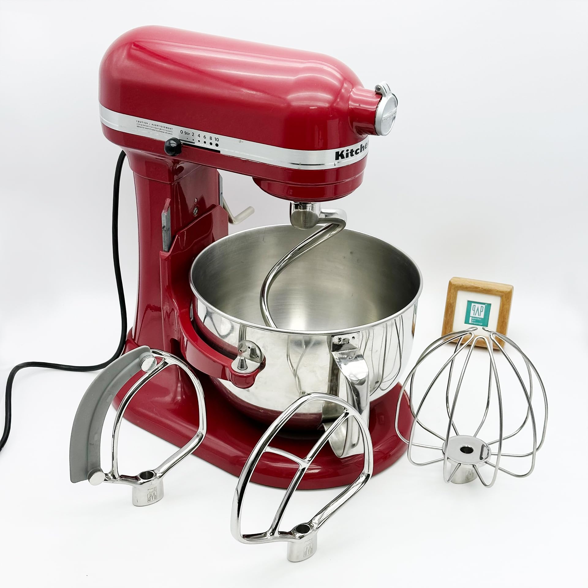 qAp Quality Art Practical durable hook built for busy home kitchens.