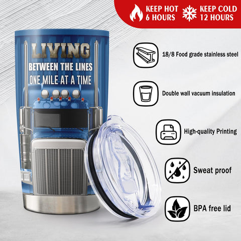 Qatdey insulated stainless steel tumbler built for outdoor use and daily commuting.