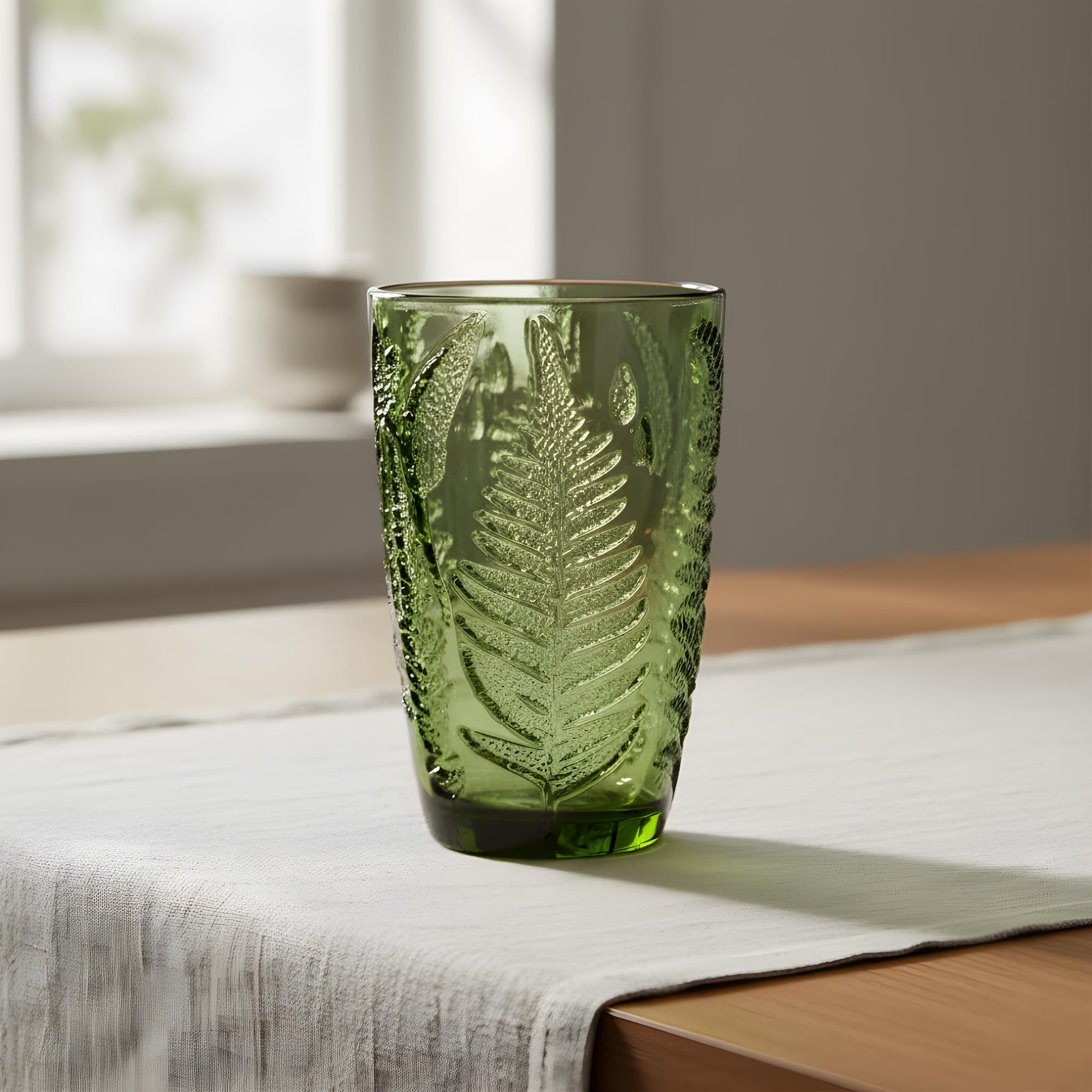 QELVIO vintage fern texture glass for everyday elegance.