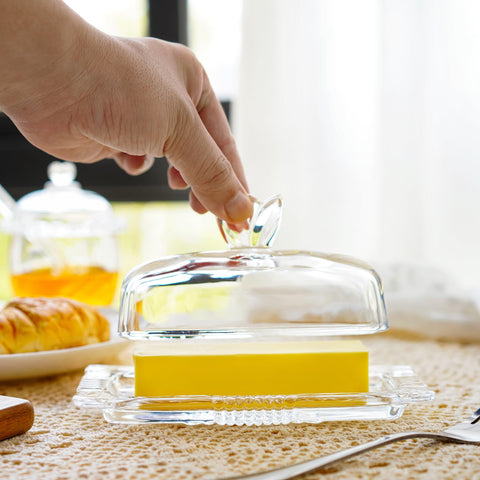 QFkris butter dish sits on the counter as a decor-friendly piece