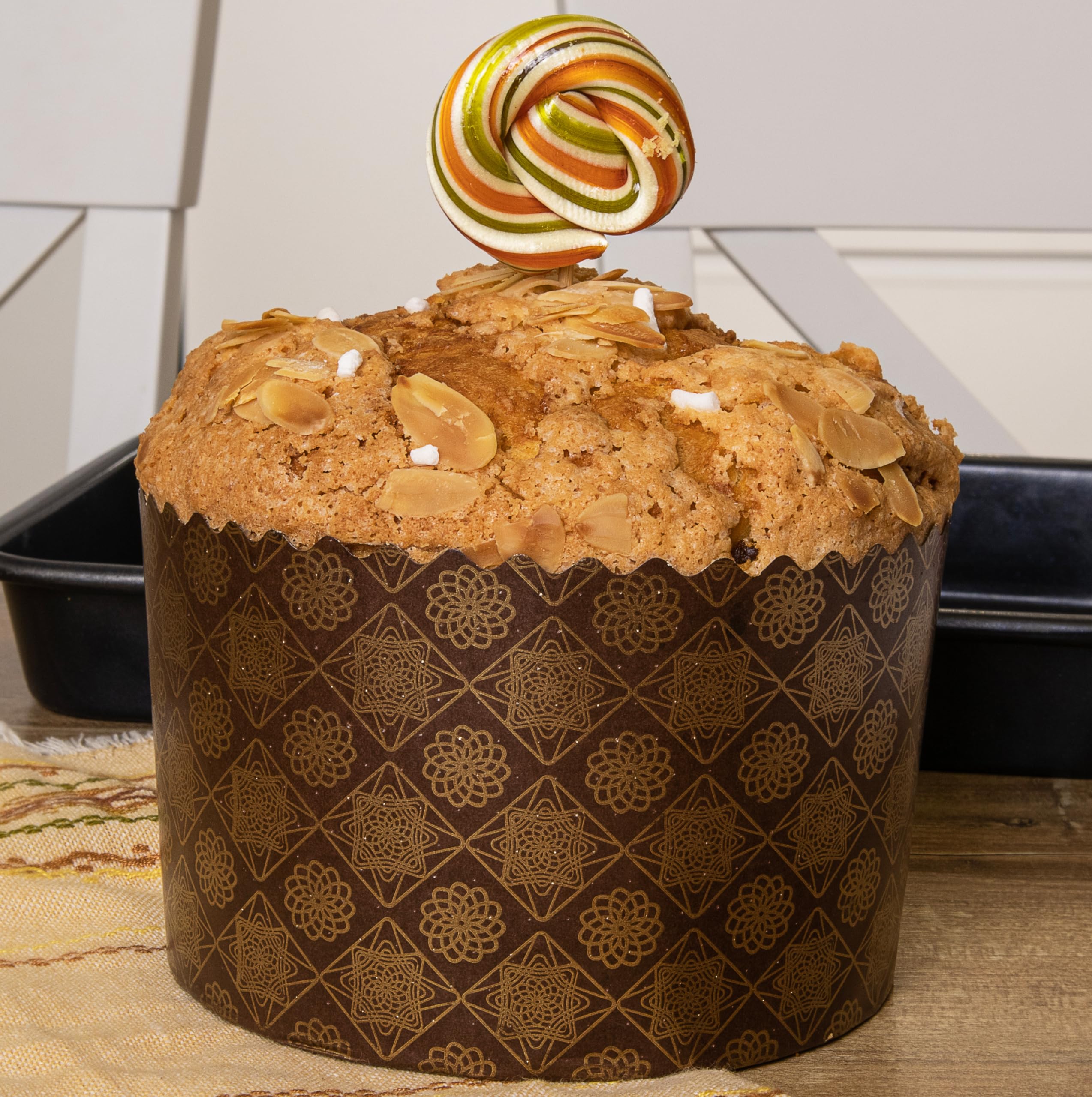 QG Group parchment paper mold for easy release and clean-up.