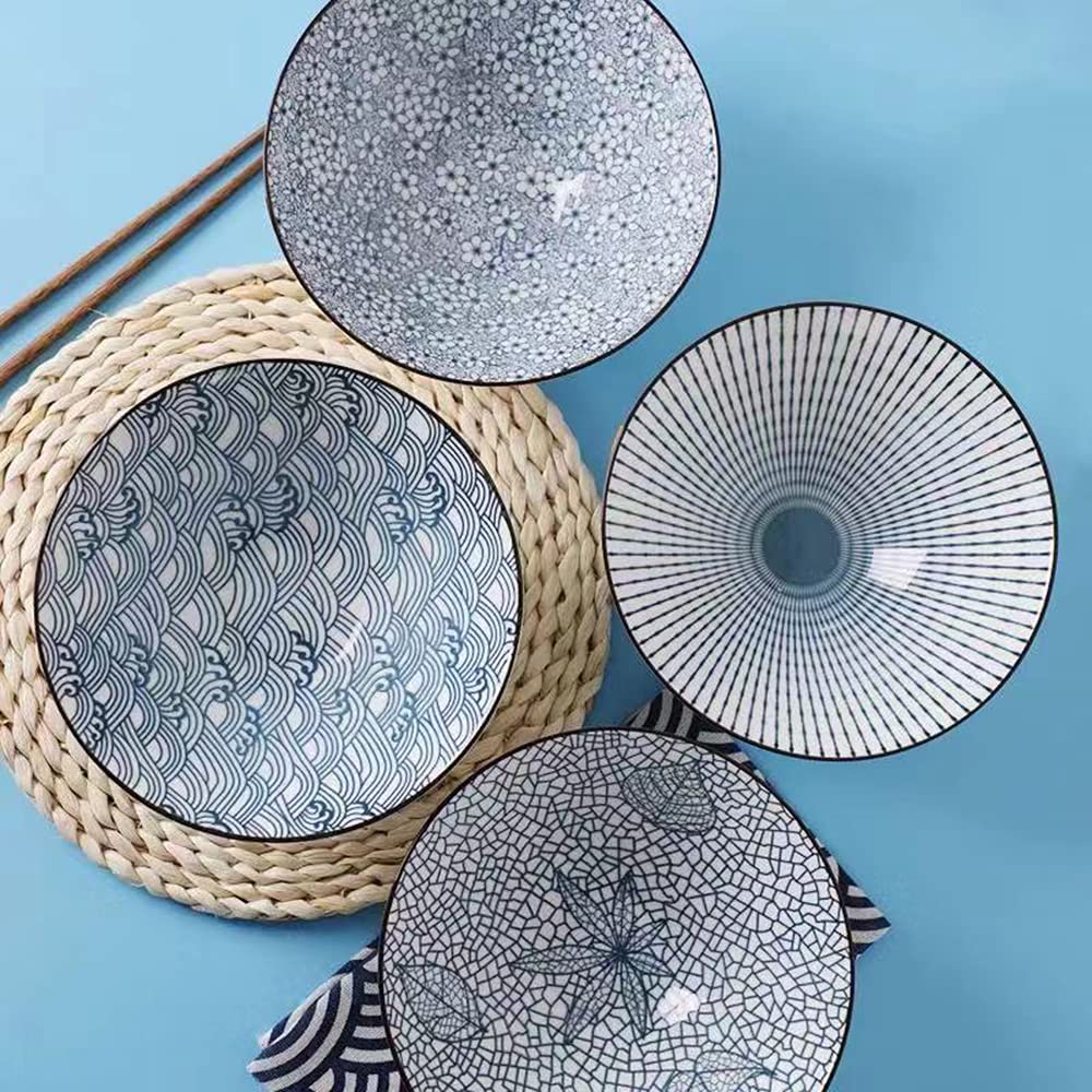 QINLANG set of 4 bowls ideal for family meals and sharing.