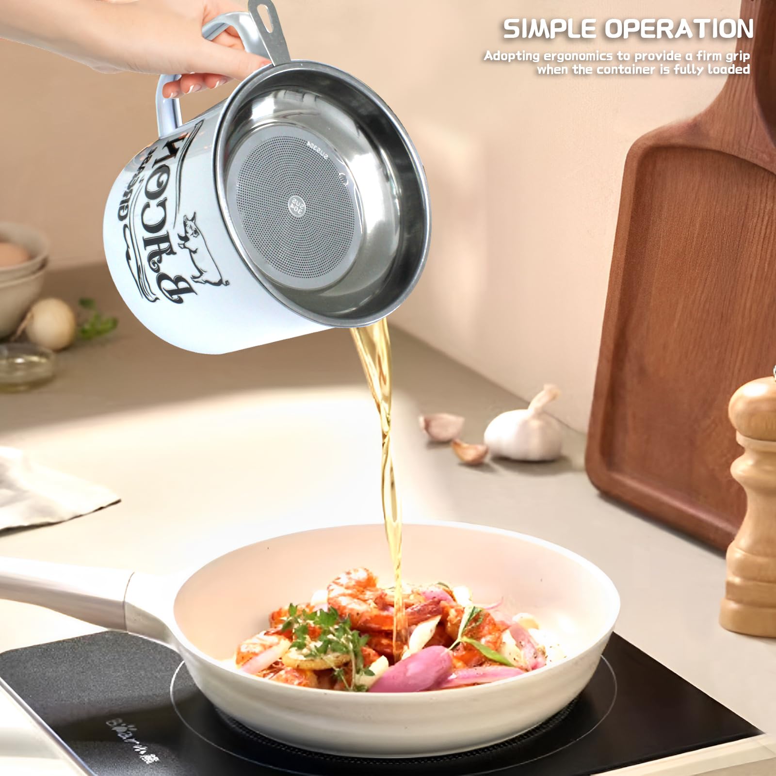 QMET Bacon Grease Saver dishwasher-safe for easy cleaning.
