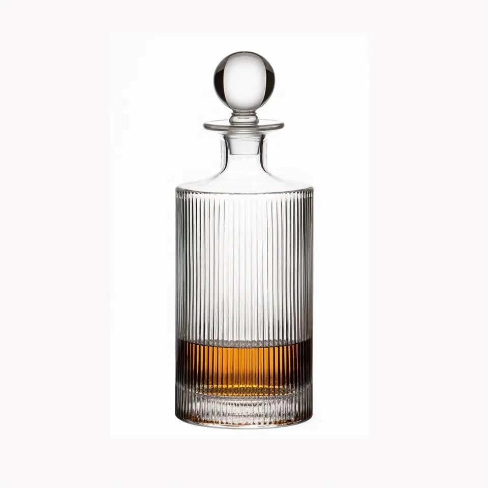 Queenstone Lead Free decanter's sturdy packaging protects the glass.