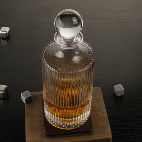 Queenstone Lead Free decanter is dishwasher-safe for simple maintenance.
