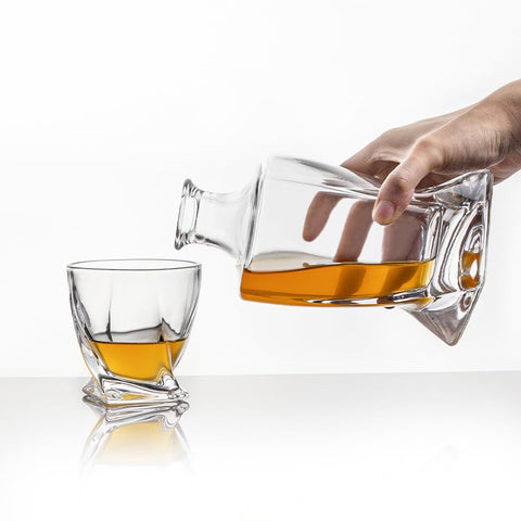 Queenstone multi-liquor decanter great for display and sharing drinks.
