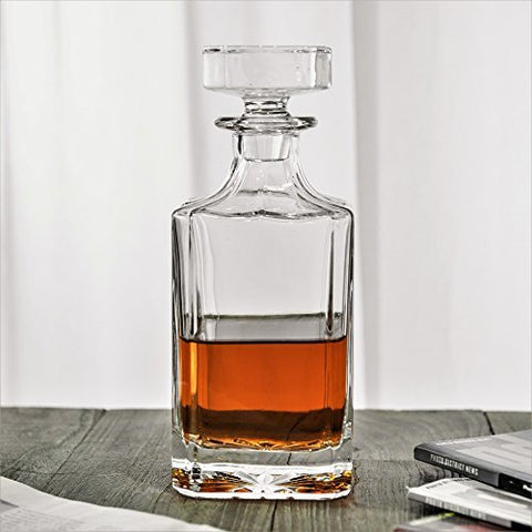QUEEN&STONE square decanter side profile, stable and stylish presentation