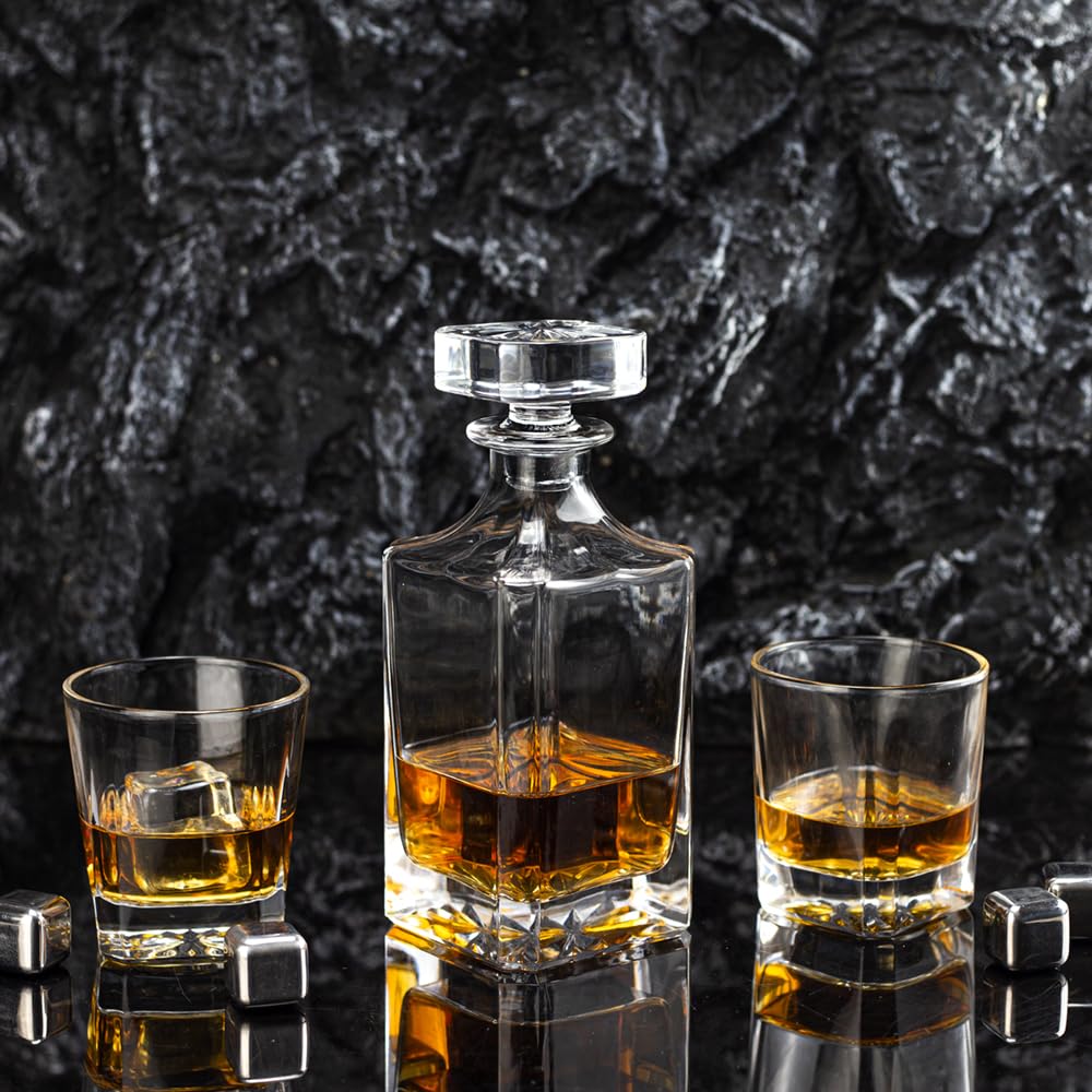 Queen&Stone sturdy glass construction for lasting barware