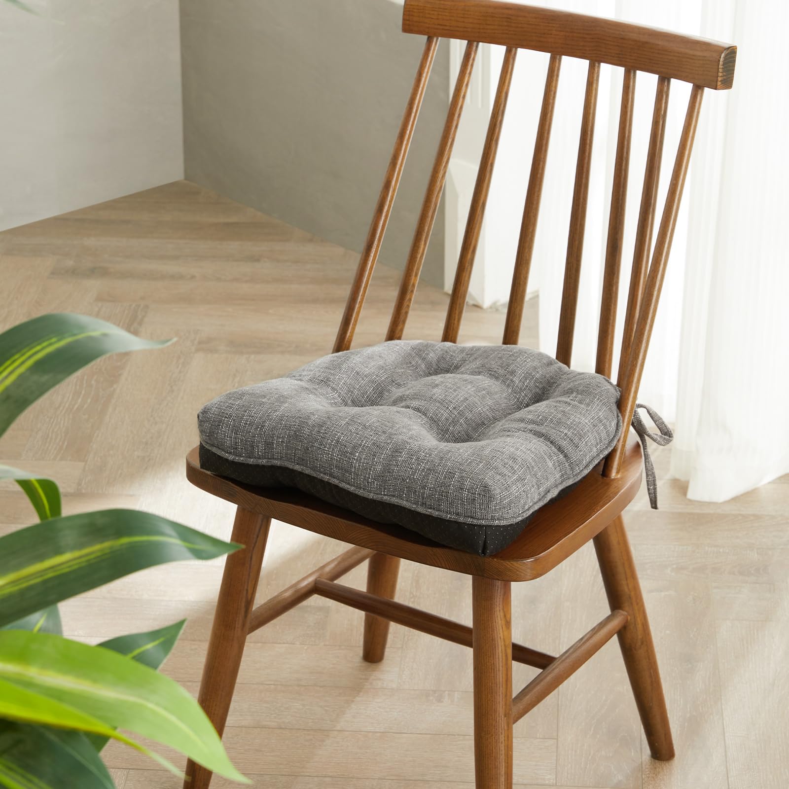 Quilmfoam lightweight cushions for easy transport and quick setup anywhere.