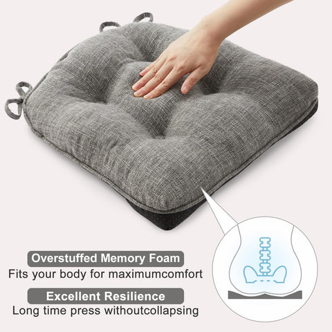 Quilmfoam memory foam seating conforms to curves for relaxed hips.