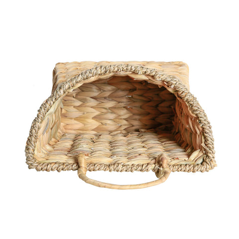 Quincry hanging basket handles provide easy placement and flexible displays.