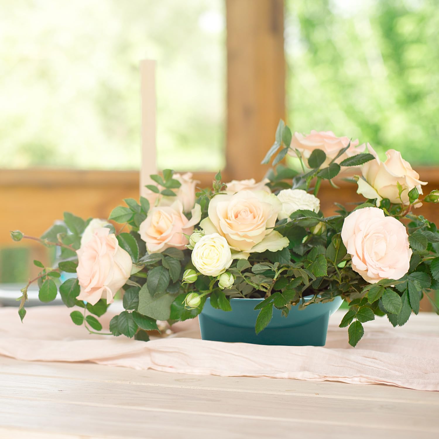 QWORK easy-transport floral bowls simplify setup for venues and homes.