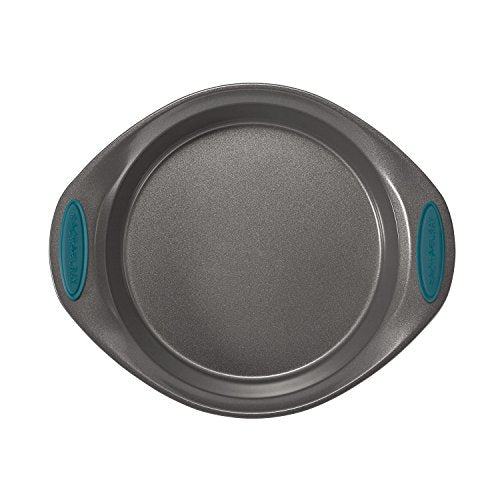 Rachael Ray Yum-o! Bold grips help confident removal from hot pans.
