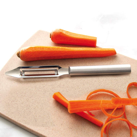 RADA hollow ground stainless blades offer reliable slicing performance.