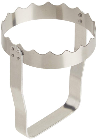 Rada R115S serrated chopper dices cooked potatoes for uniform pieces.