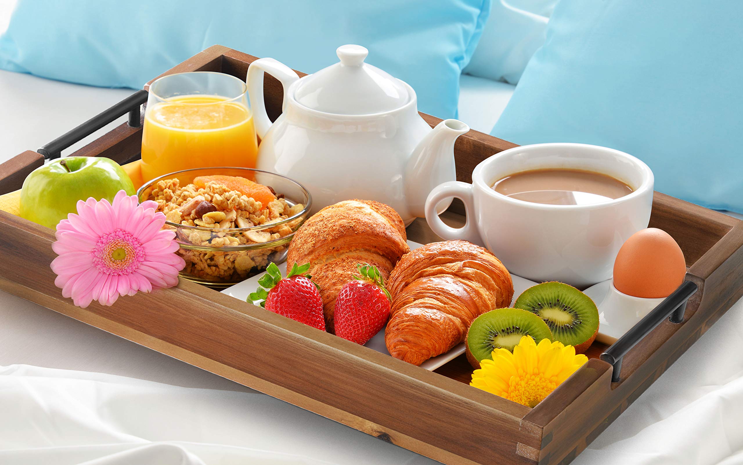 RAKYTO acacia wood kitchen tray ready for food service and everyday organizing.