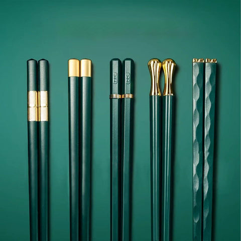 Random Mood modern design chopsticks with square end and frosted tips for confident grip.